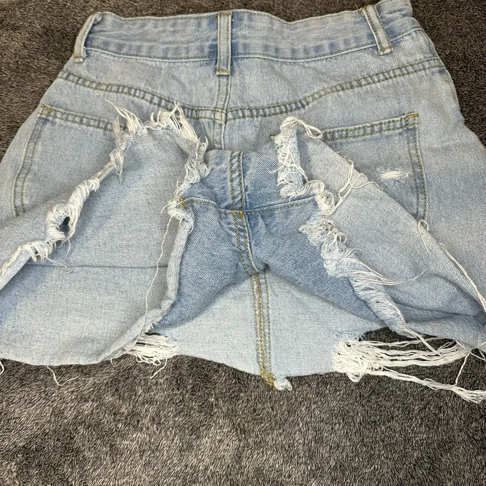SHEIN Light Blue Distressed Jean Skirt-shorts - Picture 3 of 4